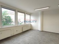 Pronájem nebytového prostoru 90m2 centrum - výhled západ