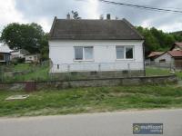 Prodej rodinného domu k rekonstrukci v obci Račice - Foto 1