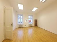 Pronájem kanceláře o velikosti 51,05m2 na tř. Svobody v  Olomouci - Foto 1