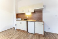 Čistý 1+kk, 40m2, v posledním patře s výtahem s úžasným výhledem - Foto 4