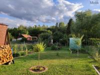 K prodeji chata ( 25 m2) se zahradou (351 m2) a zahradním domkem v obci Hrob - Foto 22