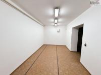 Pronájem skladovacích prostor a prostorné garáže (128 m2) v Dresdner Thor, Teplice, ul. U Divadla - Foto 10