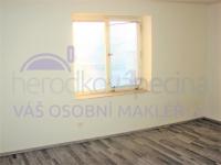 Měšťanský cihlový byt 2+1 v OV, 64 m2 ve městě Tovačov. - DSC08055.JPG