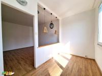 Podnájem prostorného bytu 2+1 s balkonem, České Budějovice, Puklicova - 20240411_104623.jpg