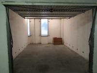 Pronájem samostatné garáže  18 m2 v garážovém domě v ul. K Dolům, Praha 4 - Modřany