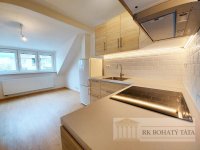 Rekonstruovaný byt 2 + kk, cihla, 36 m2, Praha 9 - Vysočany, ul. U Harfy. - 20210507_100858.jpg