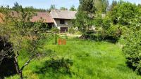 Prodej rodinného domu se zahradou v obci Slabčice - YFVN0593.JPG