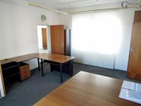 Pronájem administrativní budovy - kanceláře, obchod, ul. Augustova, Praha 6 - Řepy - Foto