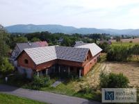 Prodej hrubé stavby víceúčelového objektu s rehabilitačním centrem v Třinci-Neborech - DJI_0912.JPG