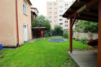 Pronájem bytu 2+1 se zahradou v ulici Heydukova v Českých Budějovicích. - zahrada