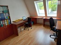 Podnájem dvou pěkných kanceláří a společných prostor, 31 m² - Brno, Řečkovice, ulice Maříkova.