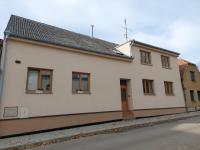 Prodej bytu 3+1 s terasou, garáží a se zahradou v rodinném domě v Soběslavi - 20211107_123150[1].jpg