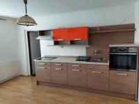 Prodej bytu 2+1, 82 m2 s nebytovým prostorem 64 m2 v Soběslavi v centru města