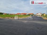 Prodej 4 stavebních pozemků v obci Veltrusy - 1