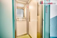 Byt 3+1 s lodžií o velikosti 67,7 m2 v osobním vlastnictví v K.Varech, Krymská ulice  - výtah