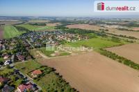 Prodej nově zasíťovaného mírně svažitého stavebního pozemku plochy 1028m2 v obci Čakovičky - 7
