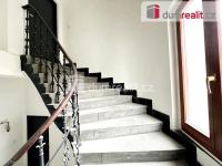 Pronájem nově zrekonstruovaného podkrovního bytu 4+kk v žádané lokalitě ve městě Děčín - 13