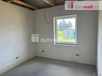 Prodej novostavby rodinného domu ve fázi hrubé stavby v obci Keblov, okres Benešov - 18