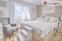 Prodej luxusní novostavby 4+kk - zahrada 594 m2 - Polerady - Praha - východ - 9