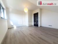 Pronájem rodinného domu 4+1 113 m², pozemek 340 m² - 25