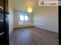 Pronájem rodinného domu 4+1 113 m², pozemek 340 m² - 28