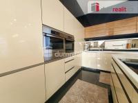 Prodej rodinného domu 4+kk 169 m² s pozemkem 1648, Popovice - 8