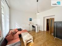 Pronájem bytu 2+kk, 45 m2, cihla, po renovaci, zařízený, Praha 1 - Nové Město