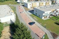 PRODEJ VENKOVNÍHO PARK. STÁNÍ Č. 13, MLADÉ, ČESKÉ BUDĚJOVICE - DJI_0225.JPG