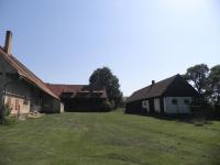 Zemědělská usedlost v obci Leskovice - Fotka 3