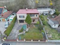 Prodej rodinného domu 4+1 s garáží a zahradou v Hradci Králové - ve Svinarech - dji_fly_20240328_154610_37_1711637898790_photo.jpeg