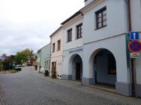 Velkorysé obchodní prostory s historickým sklepením v centru Mikulova - IMG_20231120_115726.jpg