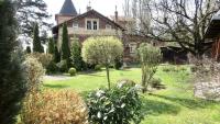 Prostorný cihlový byt s vlastní zahradou ve městě Hořice - DSC08275.JPG