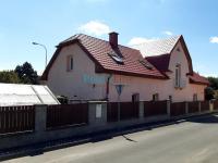 Prodej dvougeneračního domu s pozemkem 695 m2, Zábřeh - 3.jpg