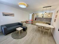Prodej nízkoenergetické novostavby vnitřního řadového RD 2+kk v Táboře - Klokotech - obývací pokoj s kuchyńským koutem
