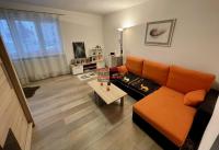 Pronájem zrekonstruované bytové jednotky 1+1 na 2+1 v ulici Na Libuši v Bechyni - obývací pokoj
