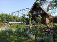 Prodej dřevěné chaty s velkou zahradou, Otaslavice