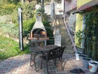 Rodinný dům, lodžie, terasa, pergola, garáž, pozemek, 1.921 m2, Libá - 20240907_085059.jpg