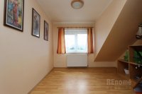 Podsklepený třípodlažní cihlový dům o dispozici 5+1(170m2) Velvary - 15 IMG_7243.JPG