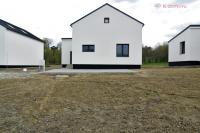 Rodinný dům 4+kk, 140 m2, pozemek 800 m2, Orlová - 1683128294-7585.jpg