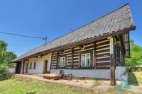 Prodej poloroubené chalupy se stodolou a pozemky 12.073m2 v obci Valdov u Nové Paky, okr. Jičín.