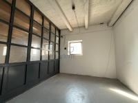 Pronájem skladových/vý­robních prostor 2.880 m2 - U Dolního Skrýchova u J.Hrad­ce (90,- Kč m2/měsíc) - místnost pro zázemí.jpg