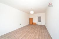 PODOLANKA 3 AŽ 5 BYTŮ V RD 438 m², POZEMEK 940 m² - 19.jpg