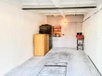 Prodej garáže 17 m2 s elektřinou a montážní jámou v Kolíně - IMG_2503 2.JPG