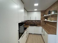 pronájem bytu 2+kk s terasou a vlastní zahradou 80 m2, byt B.1.7, terasy Branišovská, Č. Budějovice - pronájem bytu 2+kk s terasou a vlastní zahradou 80 m2, byt B.1.7, terasy Branišovská, Č. Budějovice