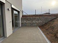 pronájem novostavby bytu 2kk s předzahrádkou a parkovacím stáním, TERASY BRANIŠOVSKÁ, (C.0.1) - IMG_0458.jpg