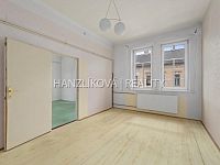 prodej prostorného zděného bytu 3+1, 99 m2 v OV s garáží a balkonem, Dělnická ul, České Budějovice - 25-04-25 Dělnická 5 Byt Foto_12.JPG