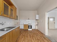 prodej prostorného zděného bytu 3+1, 99 m2 v OV s garáží a balkonem, Dělnická ul, České Budějovice - 25-04-25 Dělnická 5 Byt Foto_21.JPG