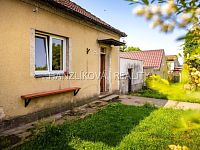 prodej rodinného domu se zahradou a garáží, Vráto - 25-06-09 Vráto RD Foto_10.jpg