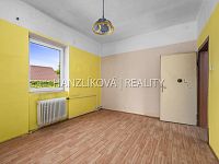 prodej rodinného domu se zahradou a garáží, Vráto - 25-06-09 Vráto RD Foto_22.JPG