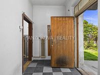 prodej rodinného domu se zahradou a garáží, Vráto - 25-06-09 Vráto RD Foto_31.JPG